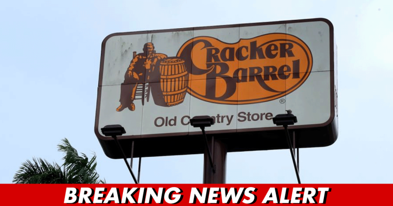 Cracker Barrel Wins Back Customers with Self-Deprecating Tweet