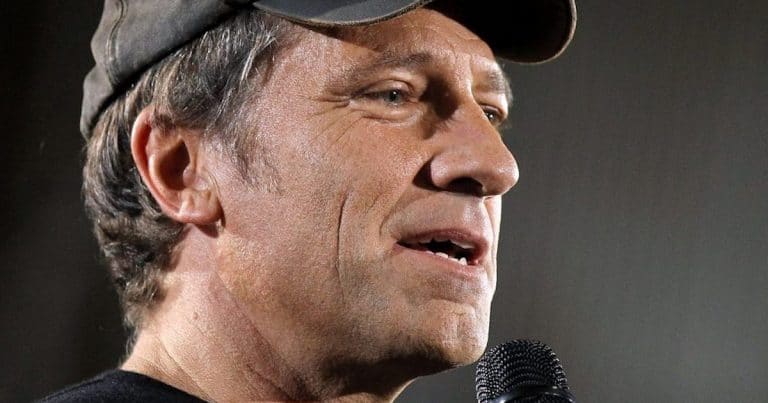 Mike Rowe’s Response To The Boy Scouts Fiasco Has Americans Saying, ‘Rowe For President’