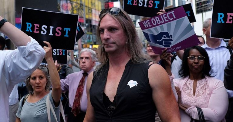 Obama’s SICK Transgender Rule Is Almost Dead – Trump Preps MASSIVE Change